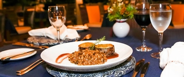 A culinária mediterrânea é um dos destaques do Transamerica Resort Comandatuba.