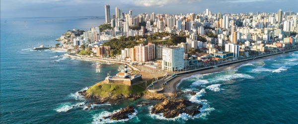 Qual resort na Bahia fica mais perto de Salvador? Selecionamos três opções incríveis!