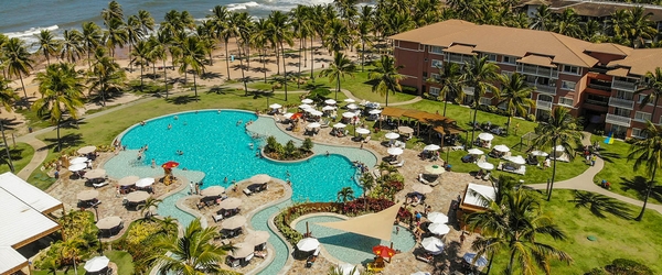 O lindo Sauípe Premium Brisa, um dos três resorts do complexo Costa do Sauípe, em frente à Praia da Oca, em Mata de São João (BA).